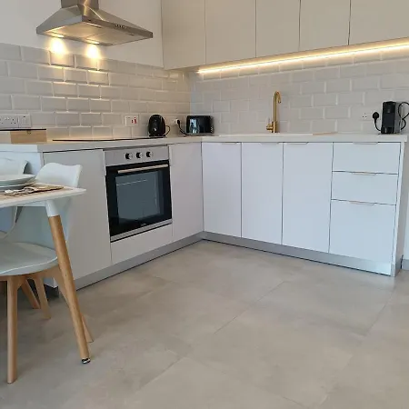 Apartmán Modern Seaview In Enaerios Area