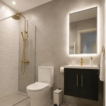 Modern Seaview In Enaerios Area Apartament Limassol